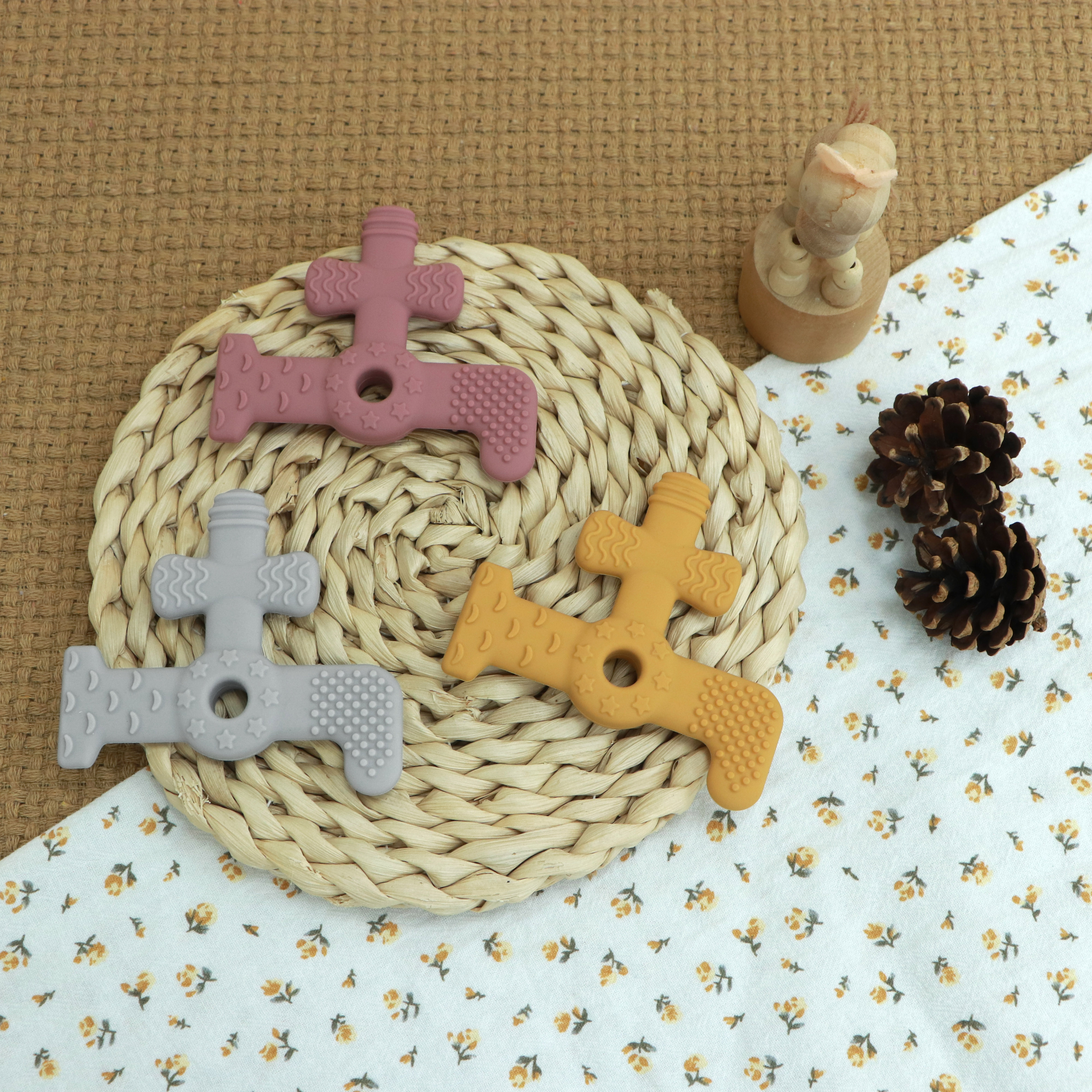 Faucet Shape Silicone Teether  - Silicone Tap Washer 评论和价格